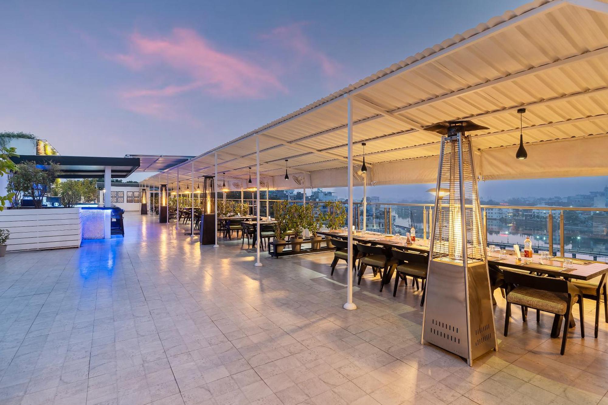 Rajdarshan - A Lake View Hotel In Udaipur Exterior foto